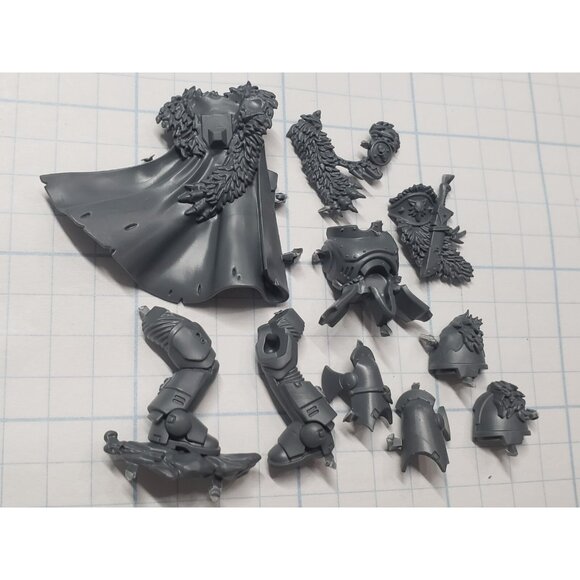 40k Space Wolves Bits Wolf Guard Battle Leader Caped Torso & Legs Set 06/07 - Picture 3 of 10